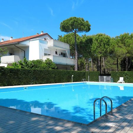 Apartment Parco Hemingway-4 By Interhome Lignano Sabbiadoro Exterior photo