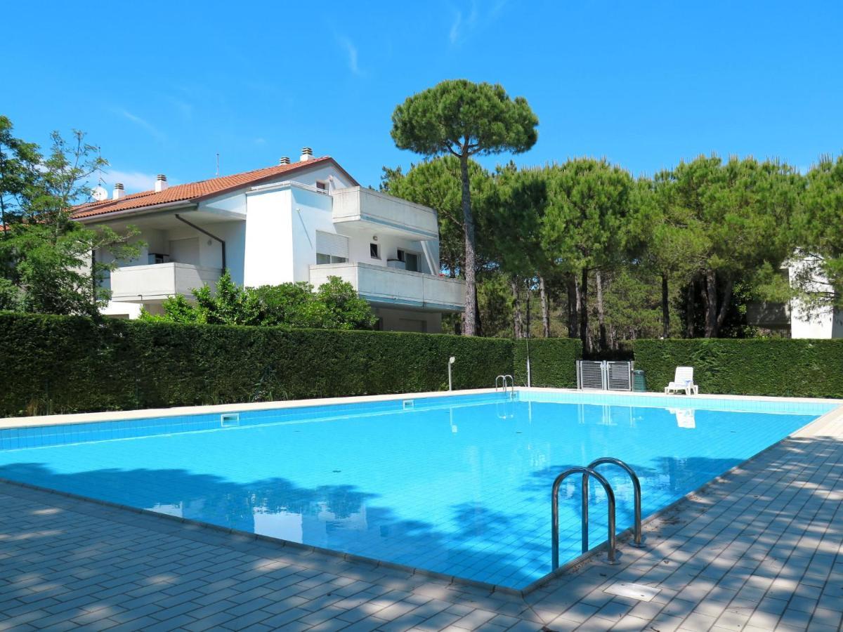 Apartment Parco Hemingway-4 By Interhome Lignano Sabbiadoro Exterior photo