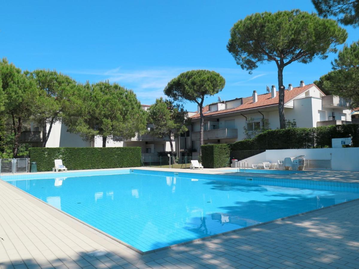 Apartment Parco Hemingway-4 By Interhome Lignano Sabbiadoro Exterior photo