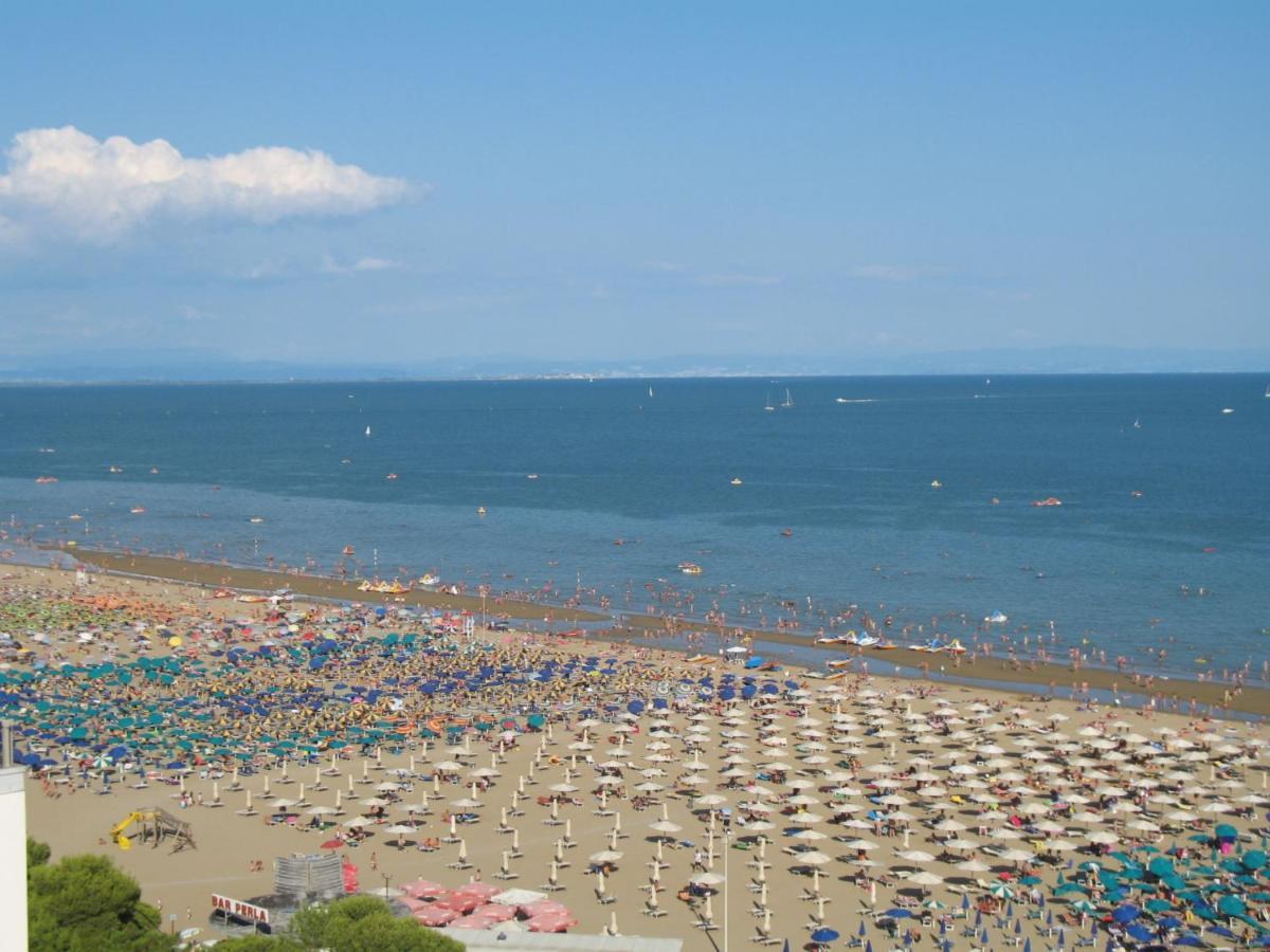 Apartment Parco Hemingway-4 By Interhome Lignano Sabbiadoro Exterior photo